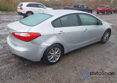 2016 Kia Forte Lx z USA, uszkodzony, nr VIN KNAFX4A65G5477498